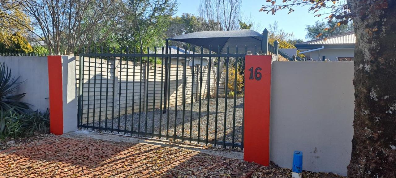 The Cottage Unit Bloemfontein Exterior foto